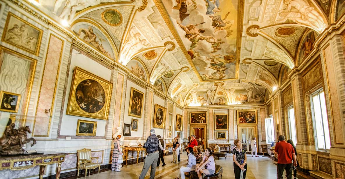 Upper floor picture gallery