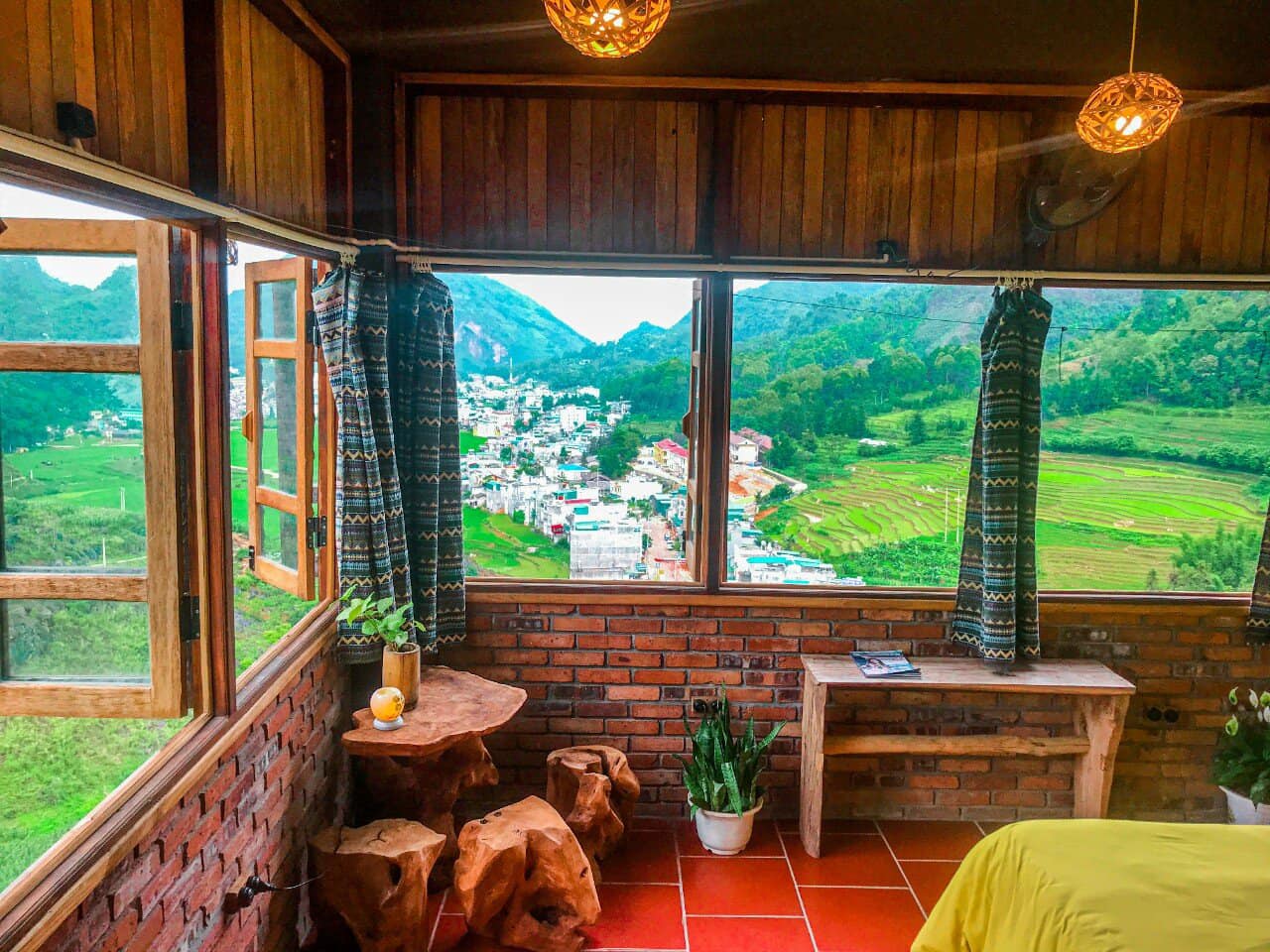 Dong Van Homestay