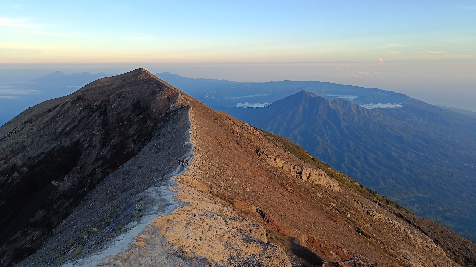 Eastern Ridge Trail