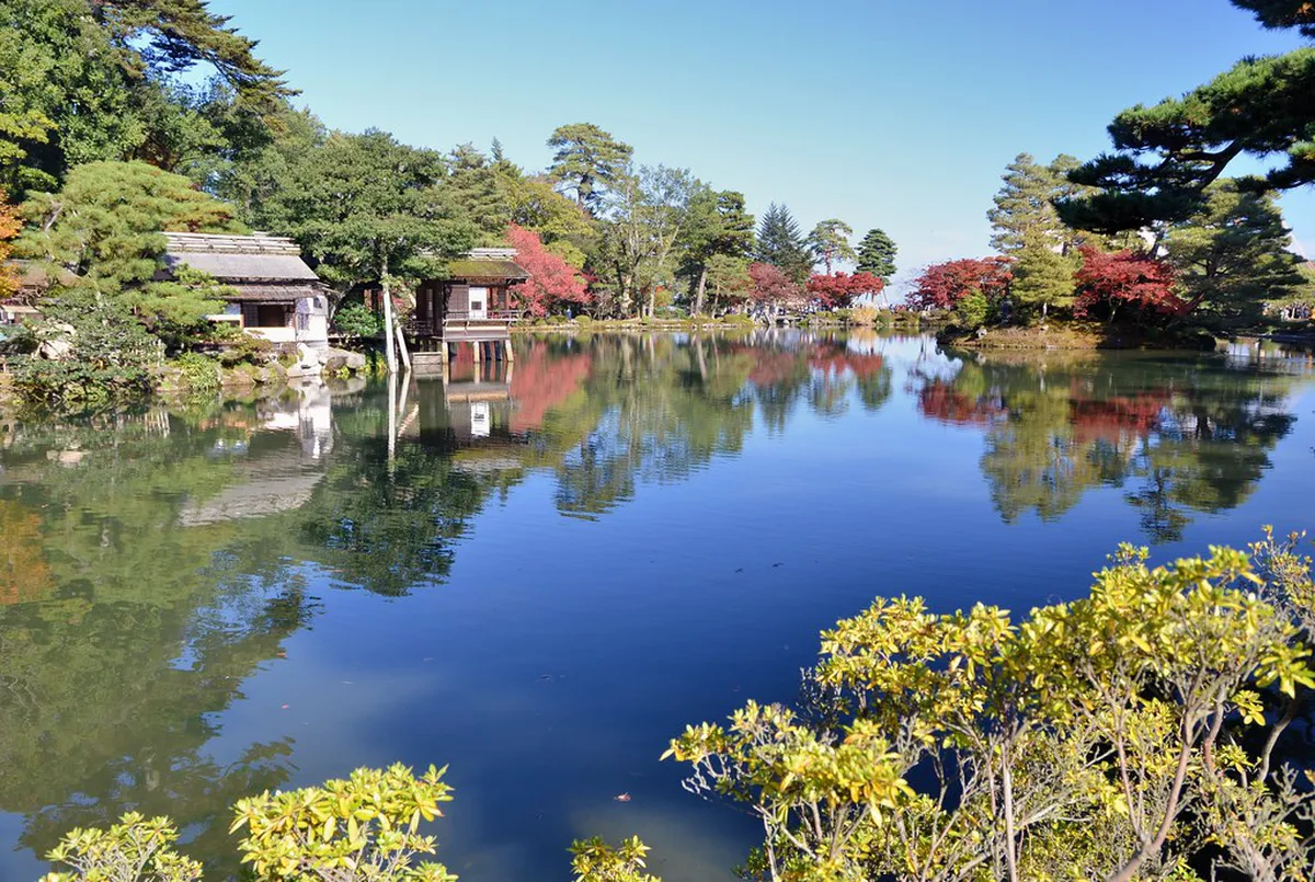 Kenrokuen Tea Ceremony Experience