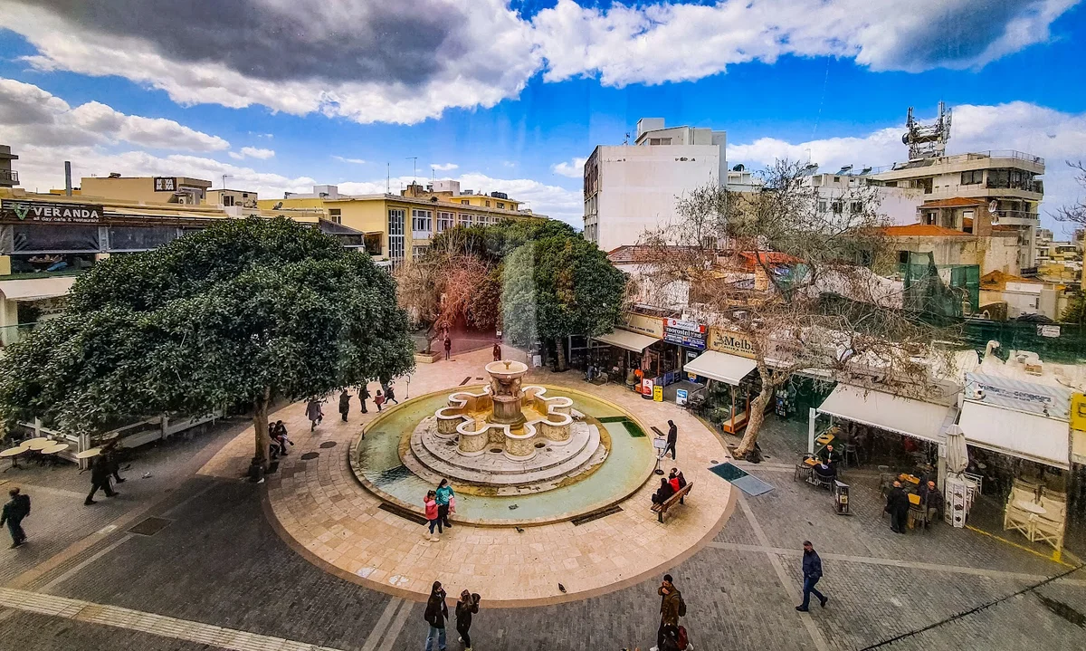 Lion Square