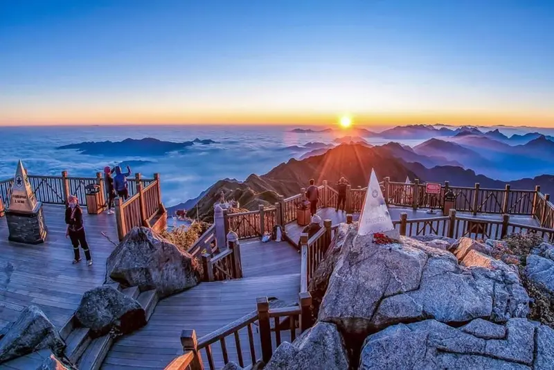 Fansipan Trek