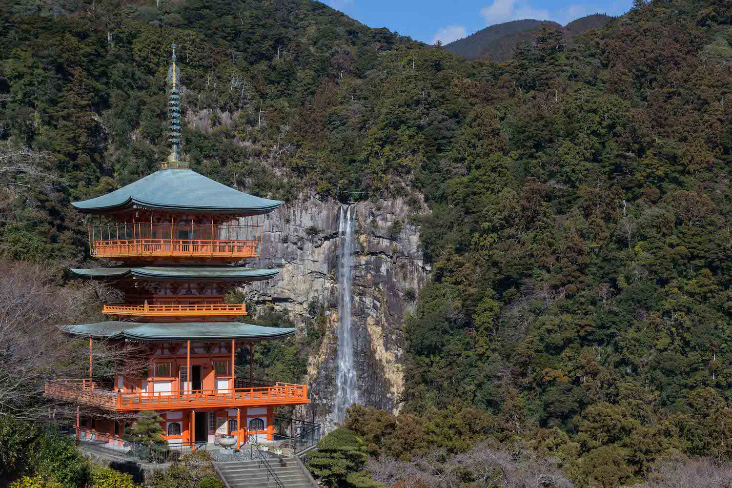 Kumano Nachi Taisha