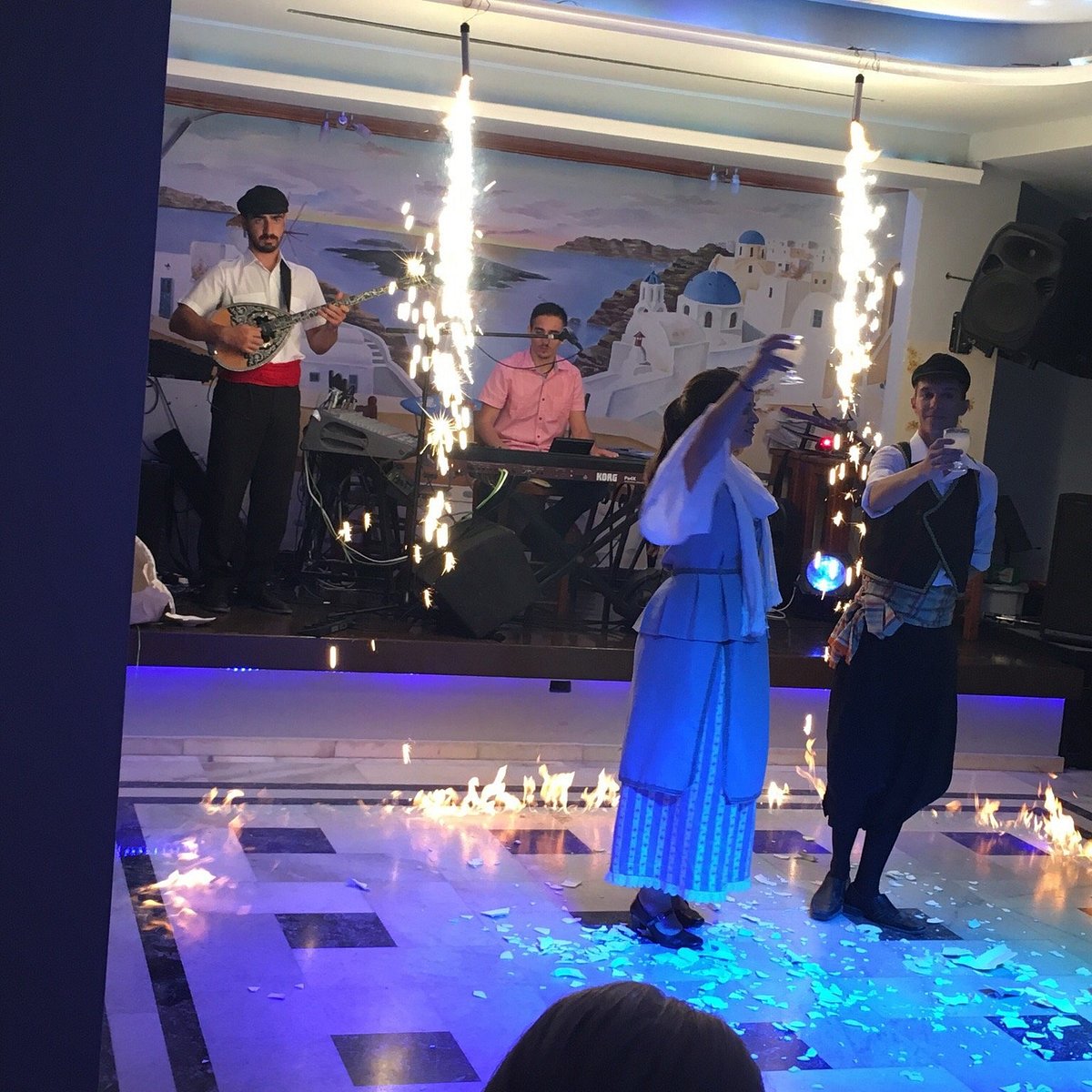 Greek Night Kamari
