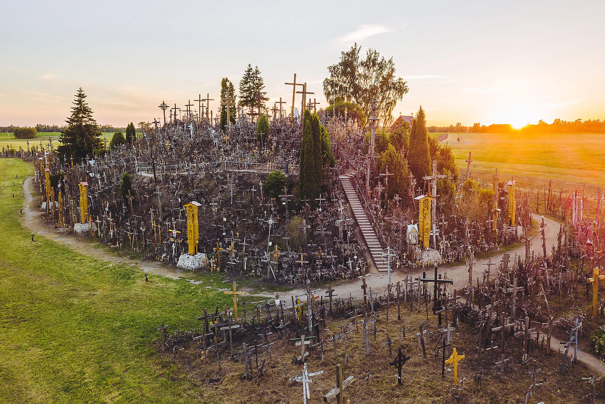 Riga to Hill of Crosses Tour