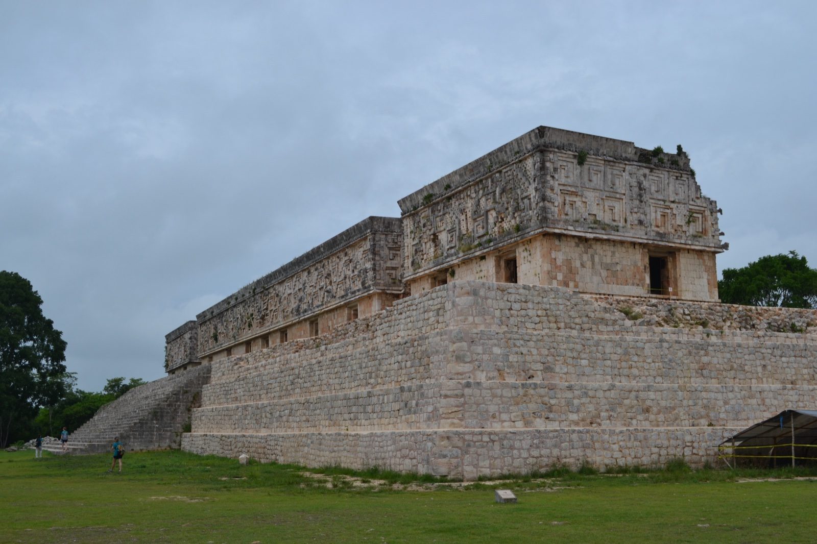 Uxmal Kabah Tour: Dual Puuc Route Experience