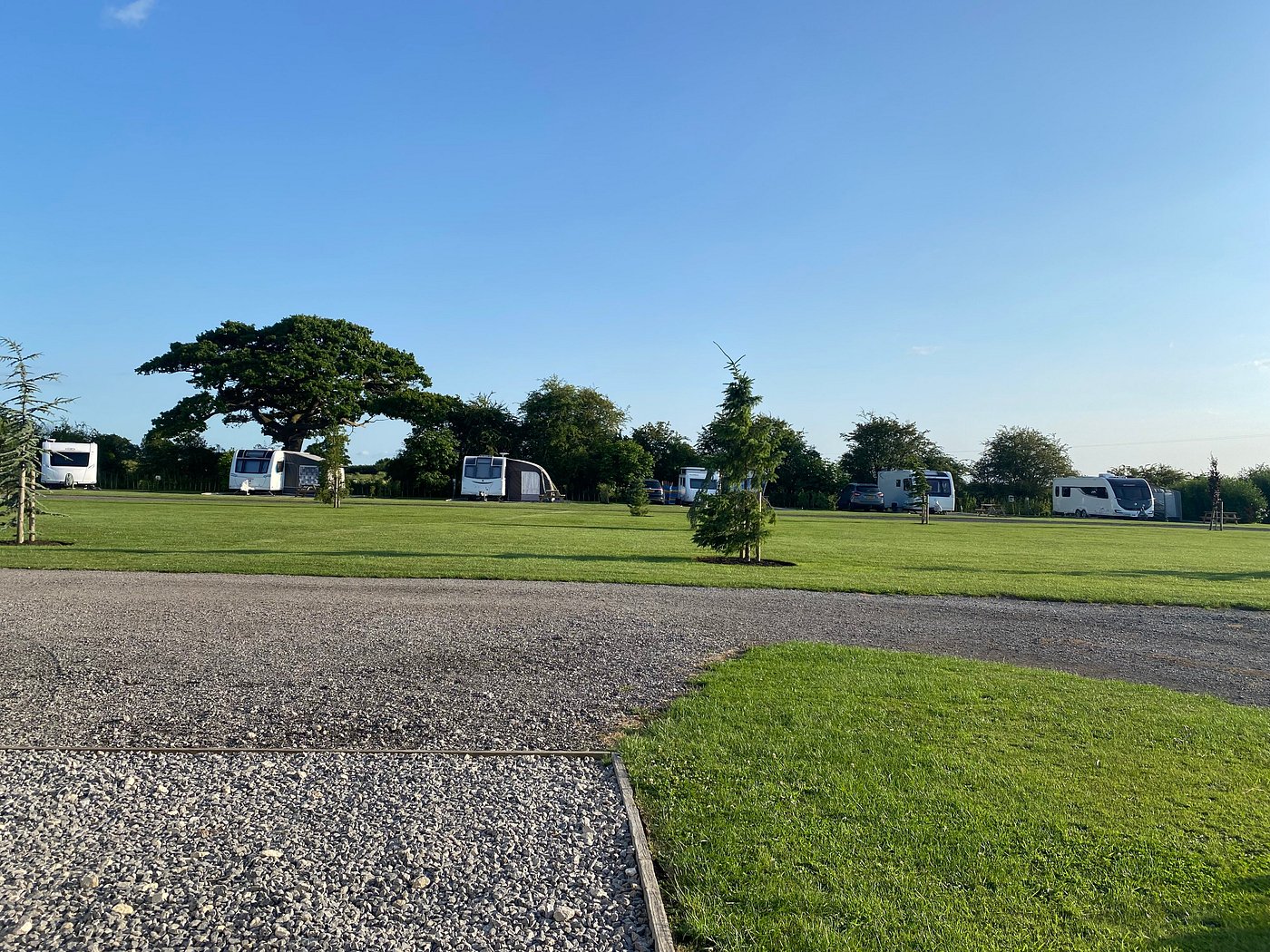 Pickering camping