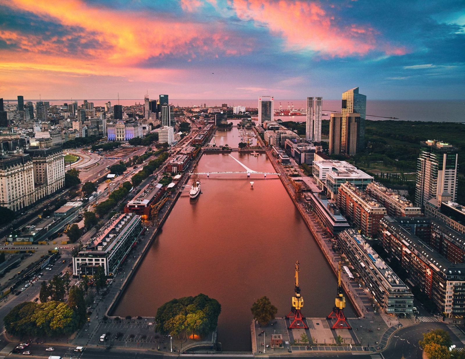 Buenos Aires Sunset Cruise Along Puerto Madero