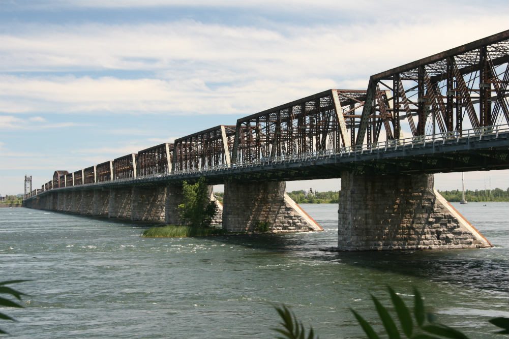 Victoria Bridge