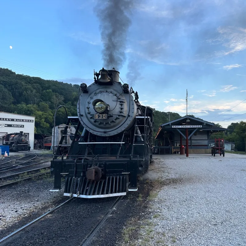 Scenic Chattanooga Train Rides Through Tennessee Valley