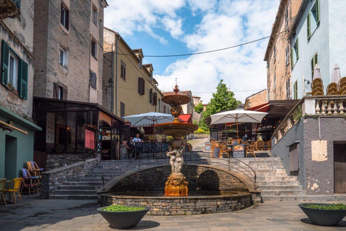 Corte Town Center