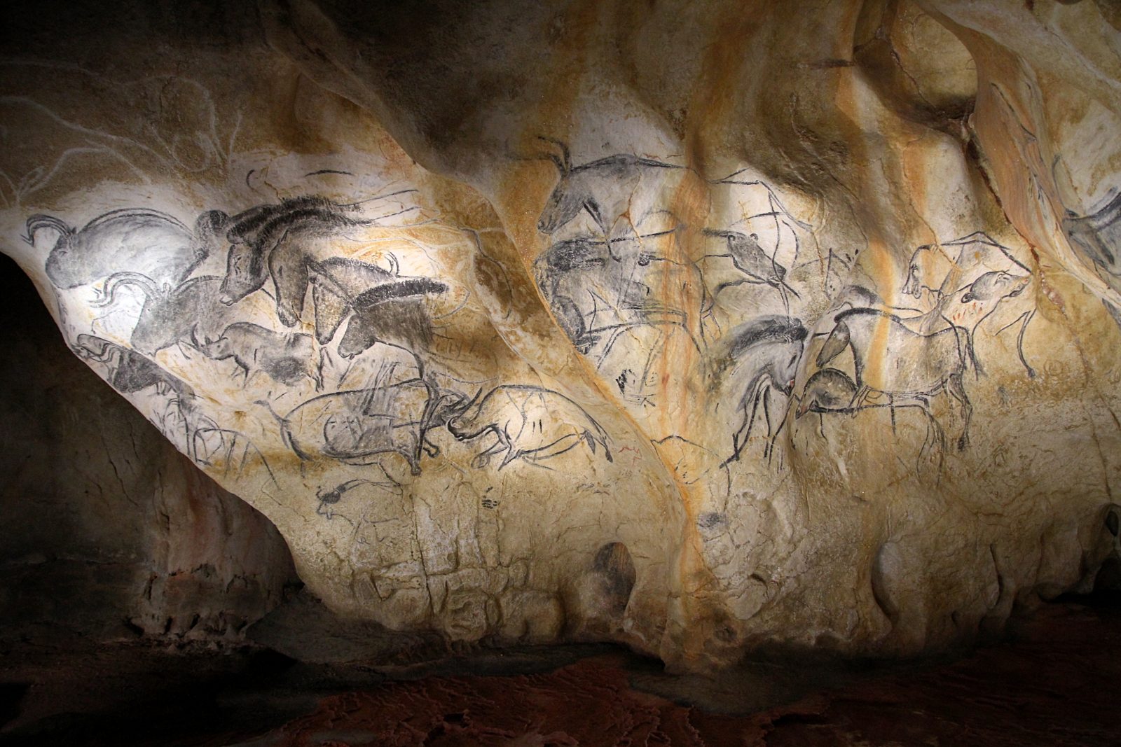 Chauvet 2