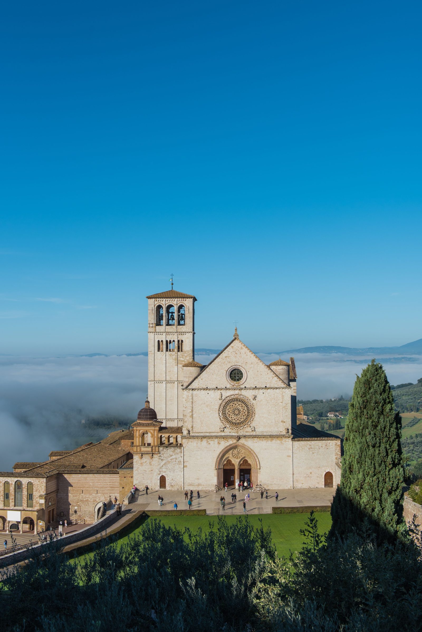 Distance From Florence to Assisi
