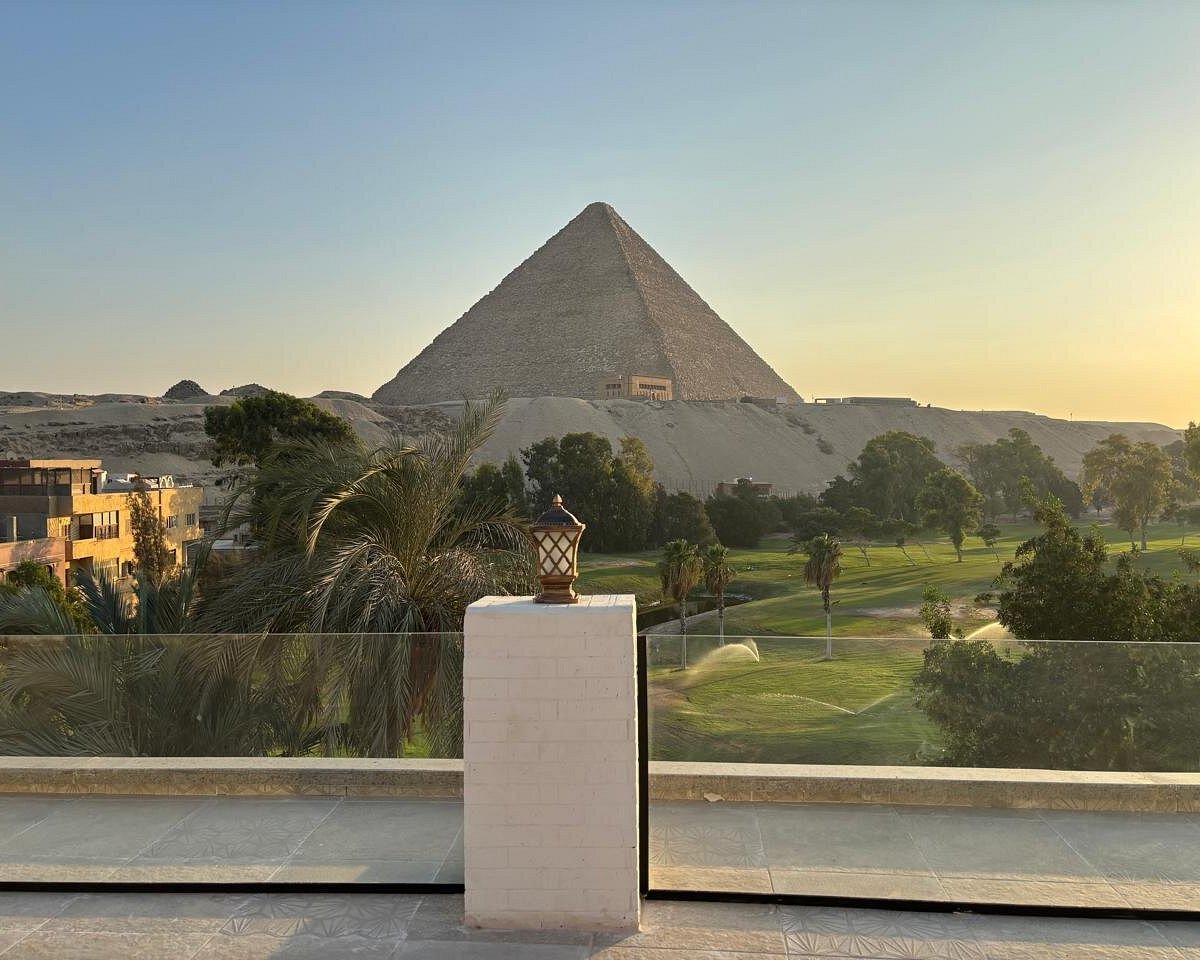 Nazlet El-Semman rooftop