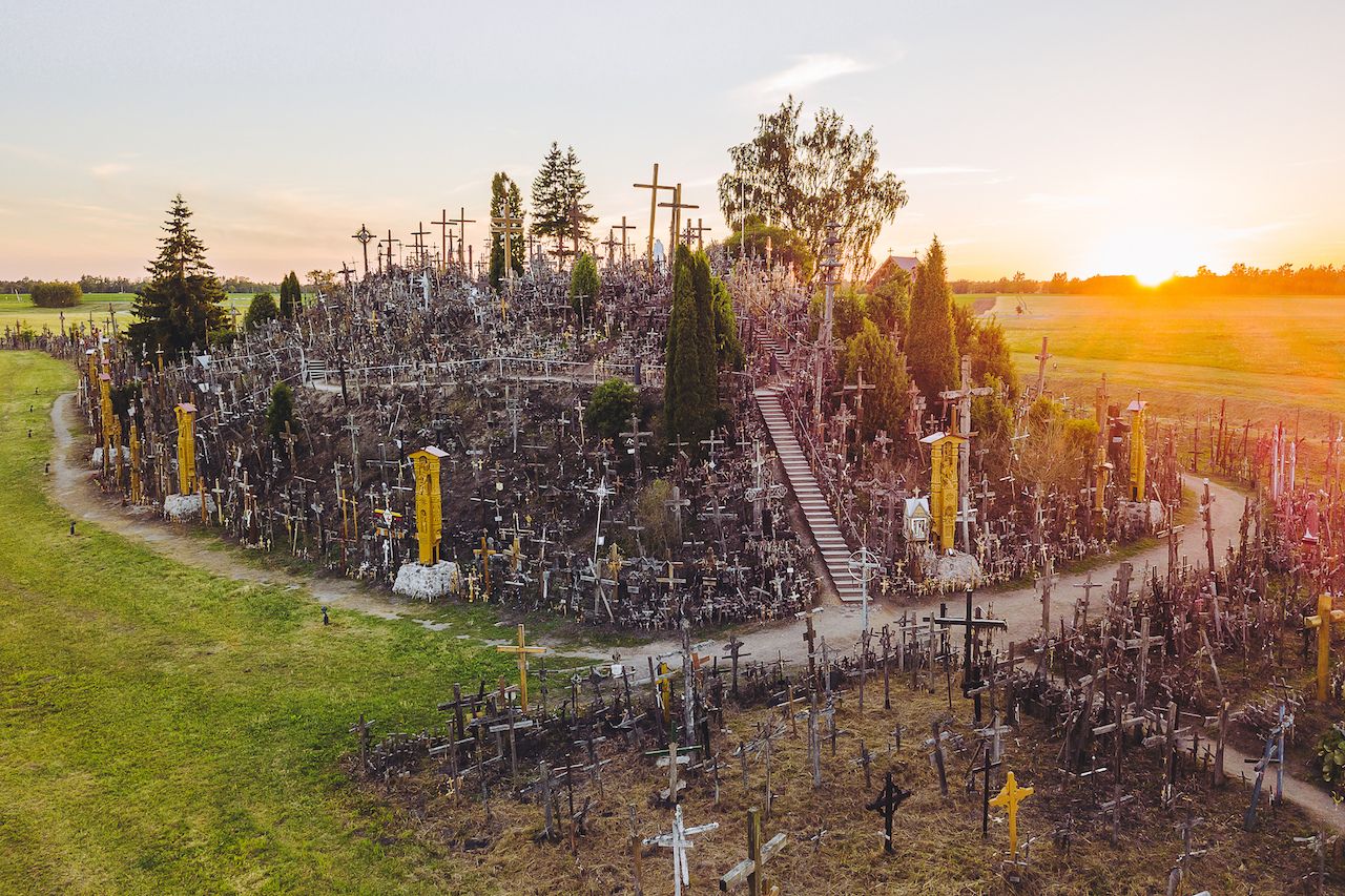 Riga to Hill of Crosses Bus