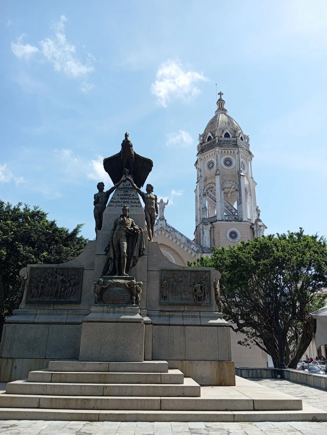 Plaza de Bolívar