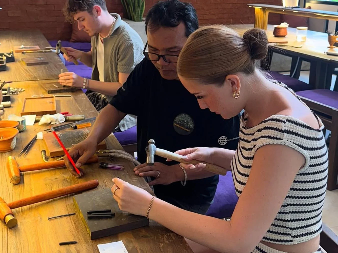 Uluwatu Silver Class Reviews