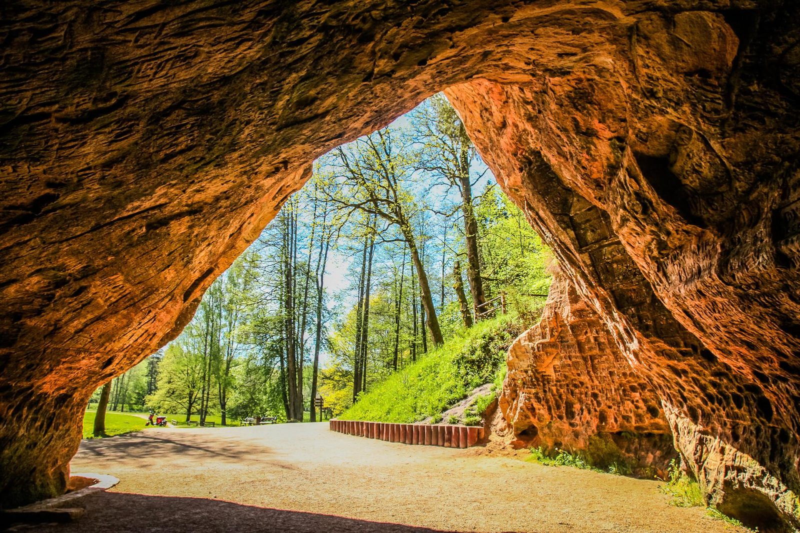 Gutman's Cave