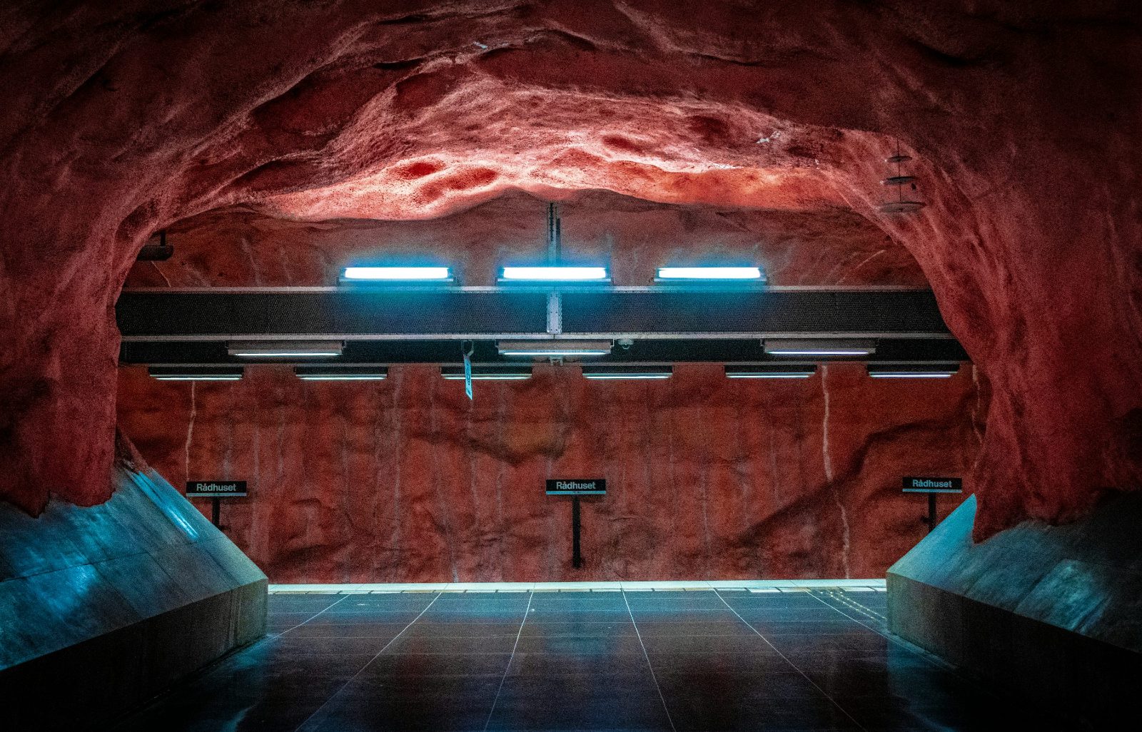 Rådhuset Station Cavern
