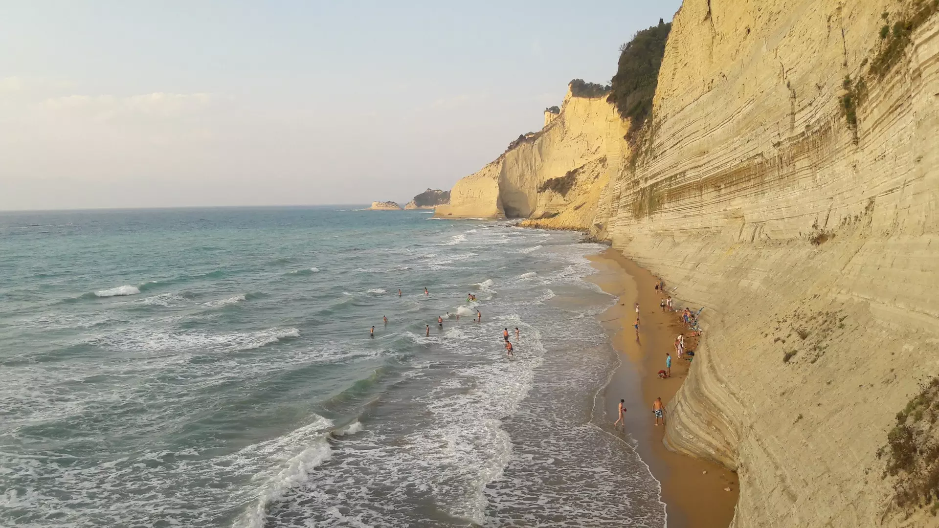 Loggas Beach