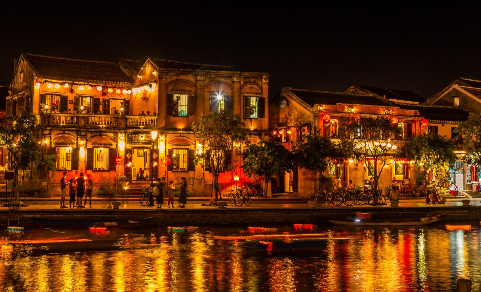 Ancient Town reflection