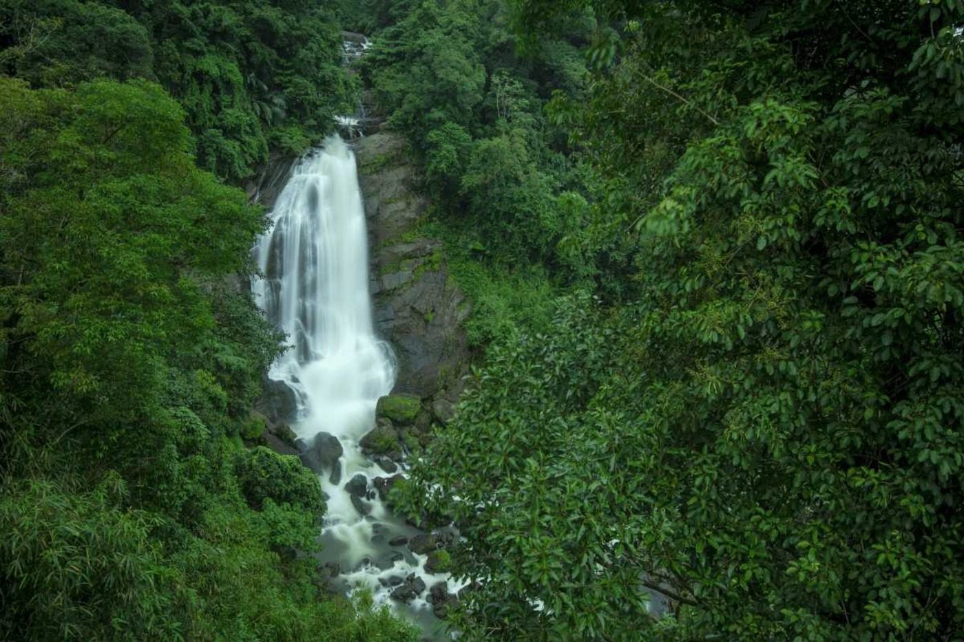 Perumankuth Waterfalls
