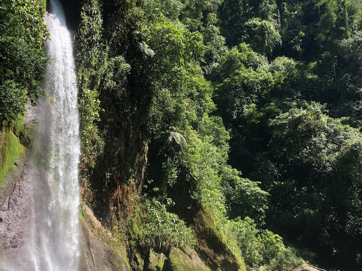 Huacas Waterfall