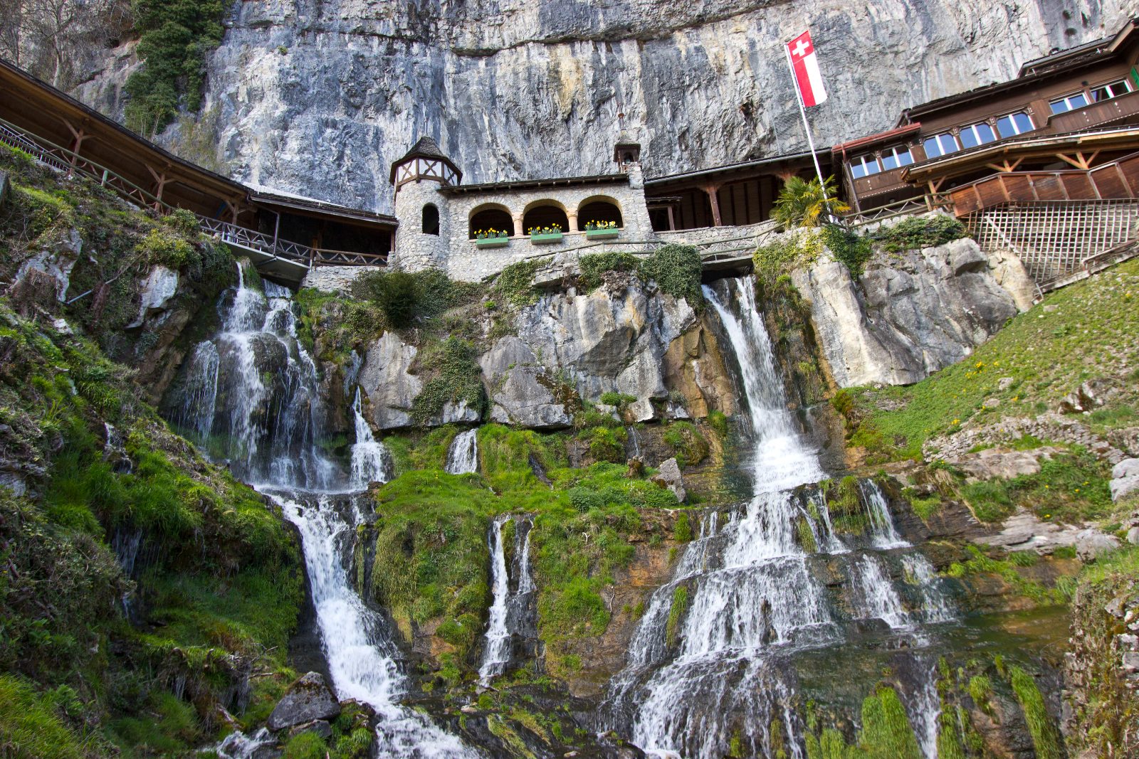 St. Beatus Caves
