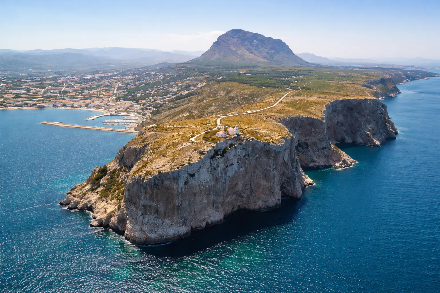 Serra Gelada Cliffs