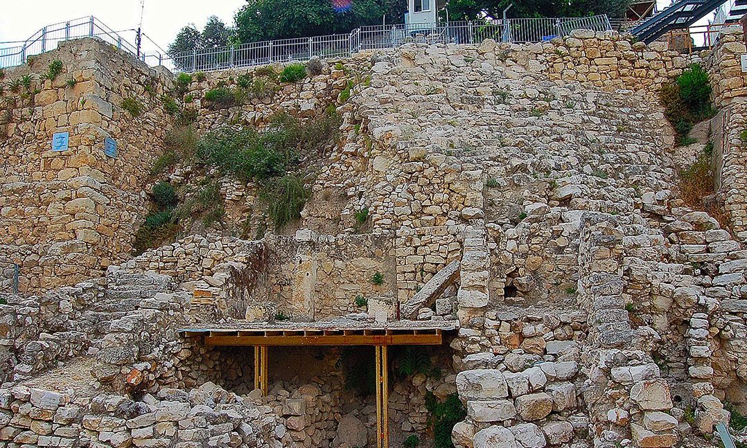 Jerusalem Underground Tour Through Ancient Water Systems