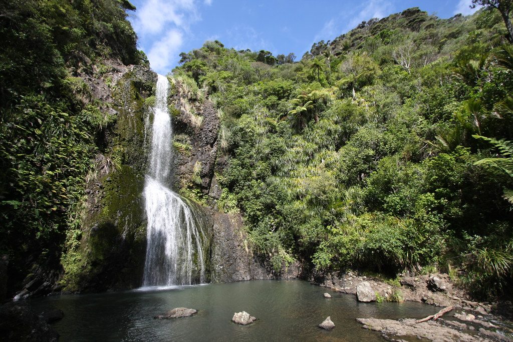 Kitekite Falls
