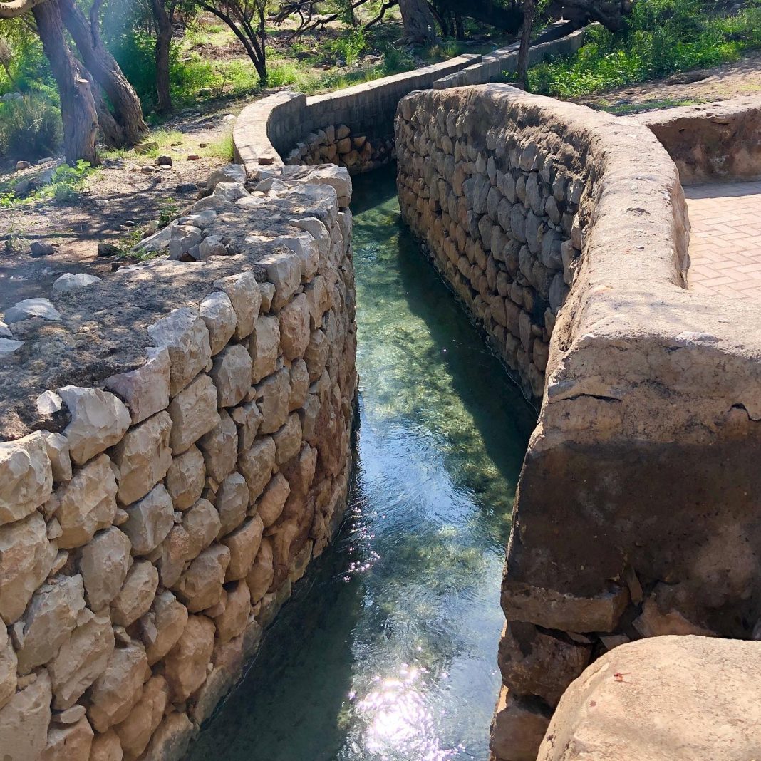 Falaj Daris
