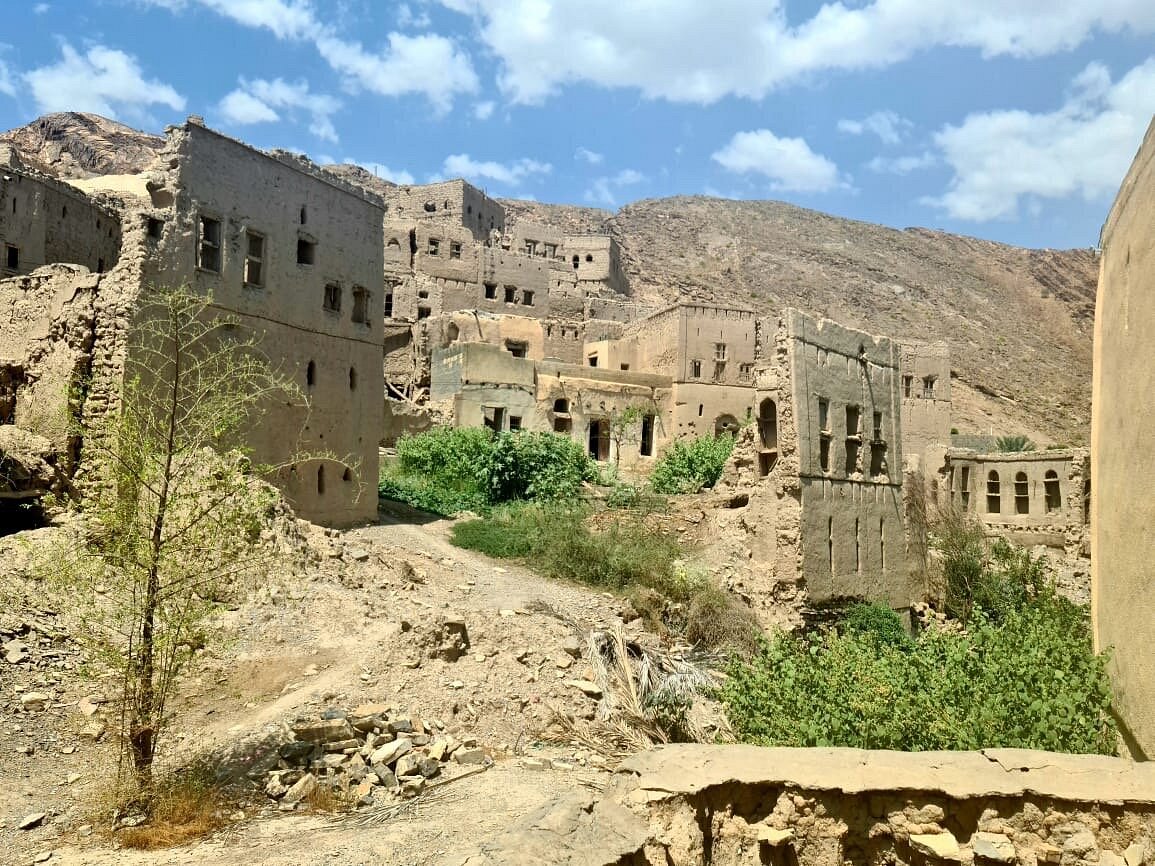 Al Aqr Village