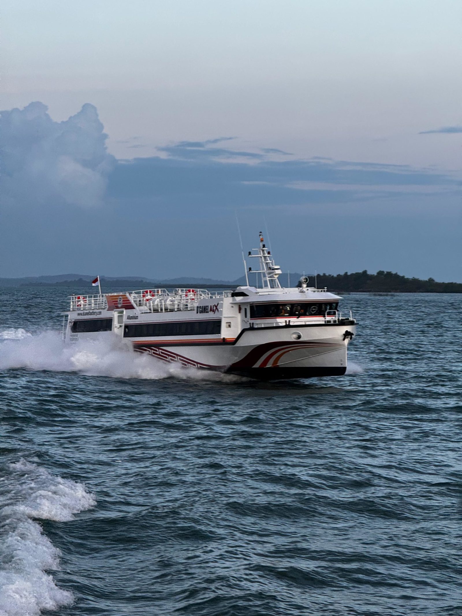 Fast Boat From Sanur to Gili