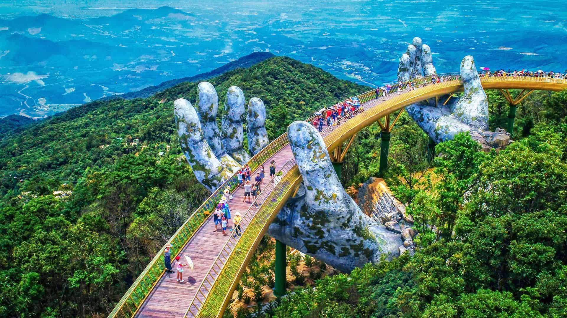 Guided golden bridge tour from hoi an