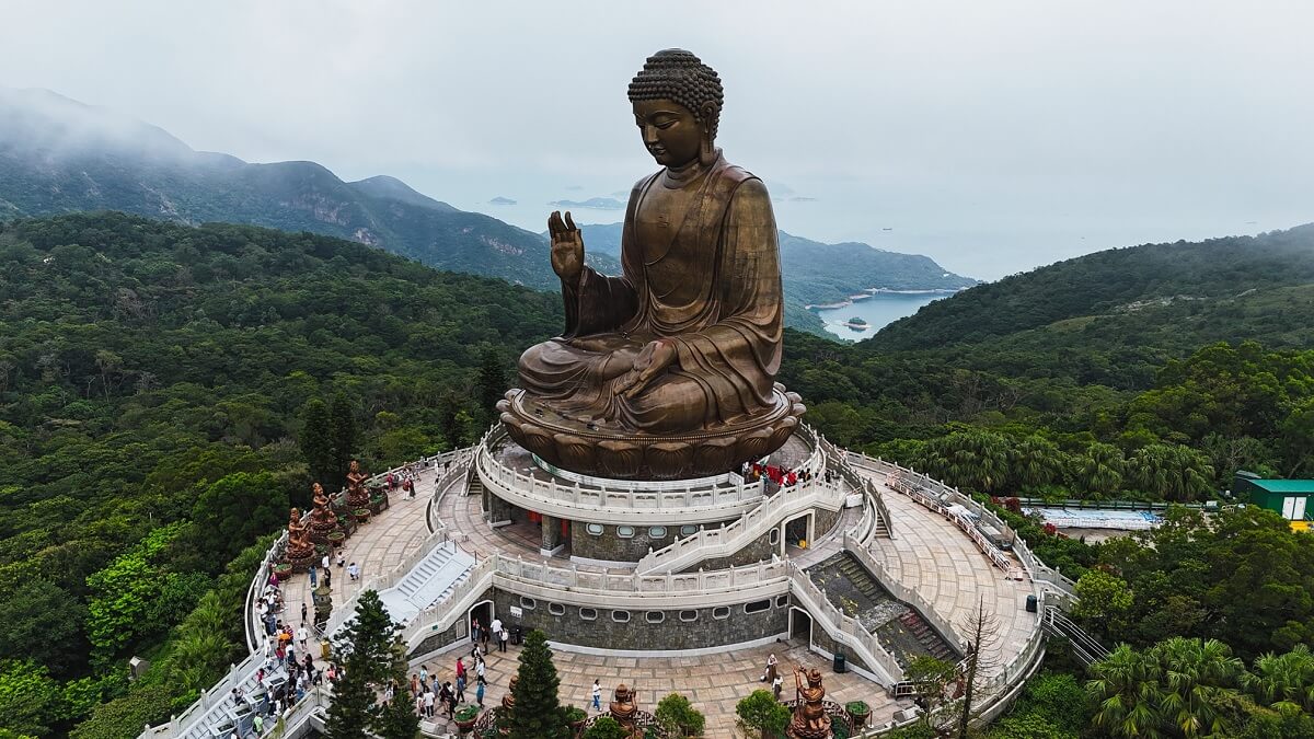 Guide to a Lantau Island Day Trip