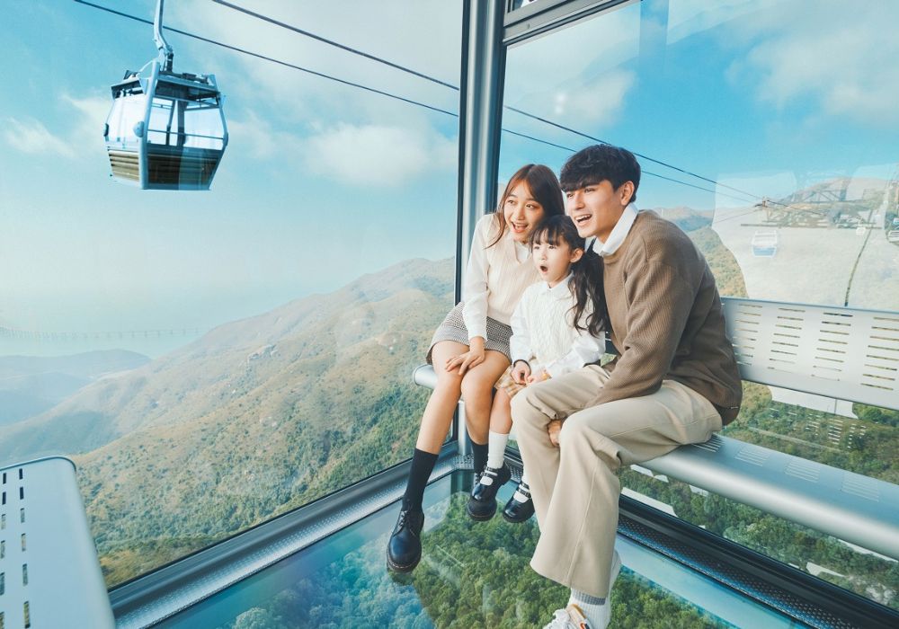 Ngong Ping 360 Cable Car to Big Buddha