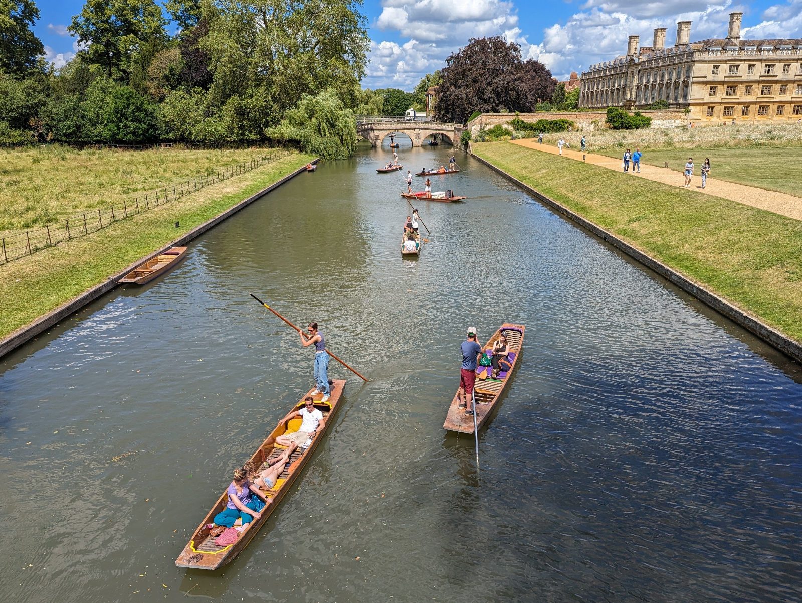 Cheapest Punting Tour Cambridge