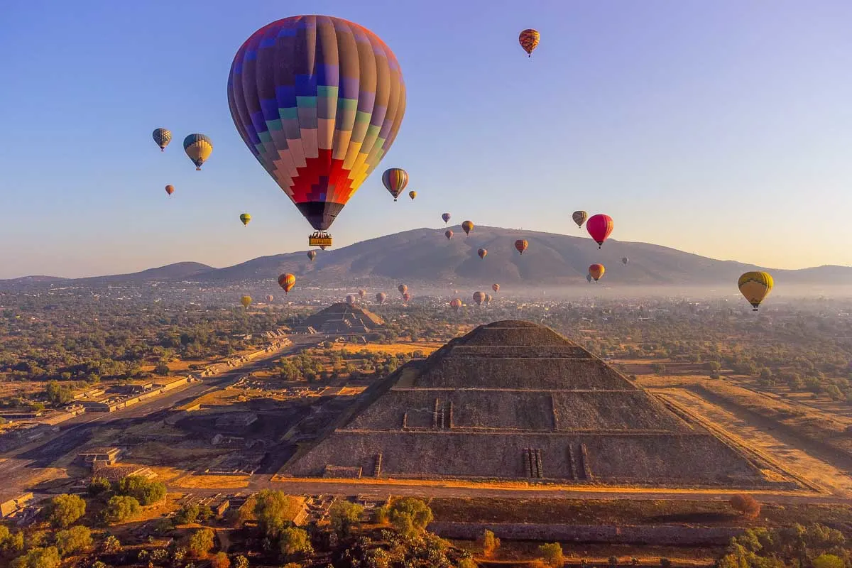 Teotihuacan Sunrise & Early Access Tours