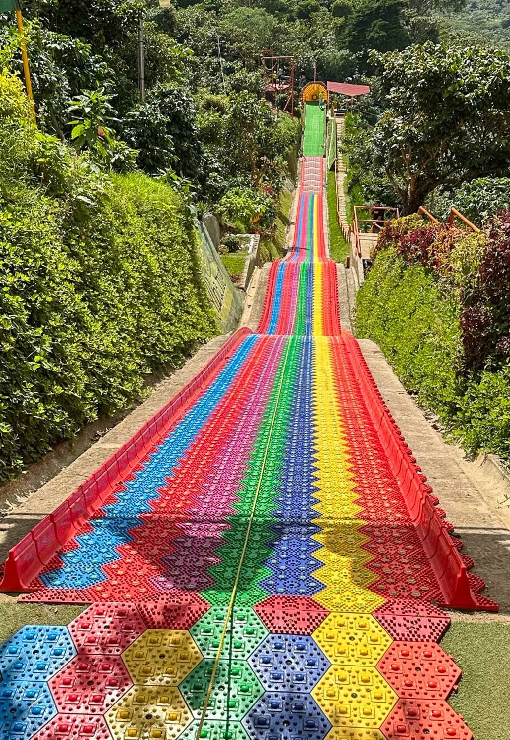Is the Rainbow Slide in El Salvador Safe