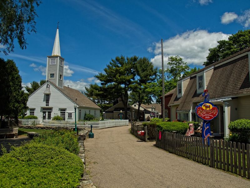 Olde Mistick Village