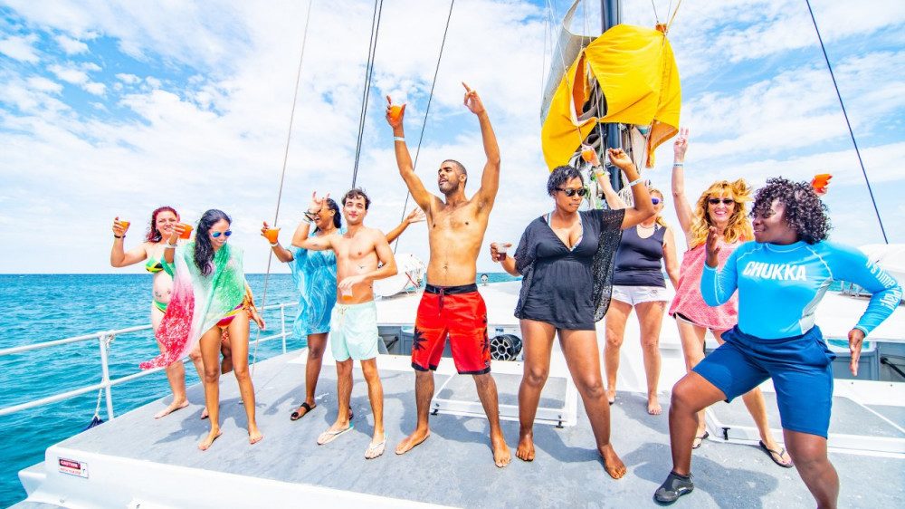 Catamaran Cruises & Boat Tours