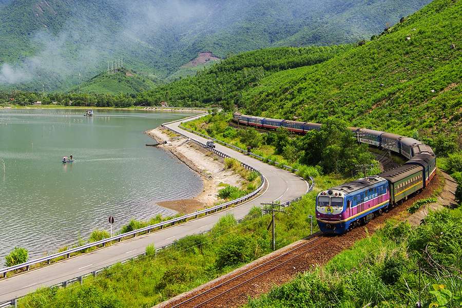 Hai Van Pass Train Route
