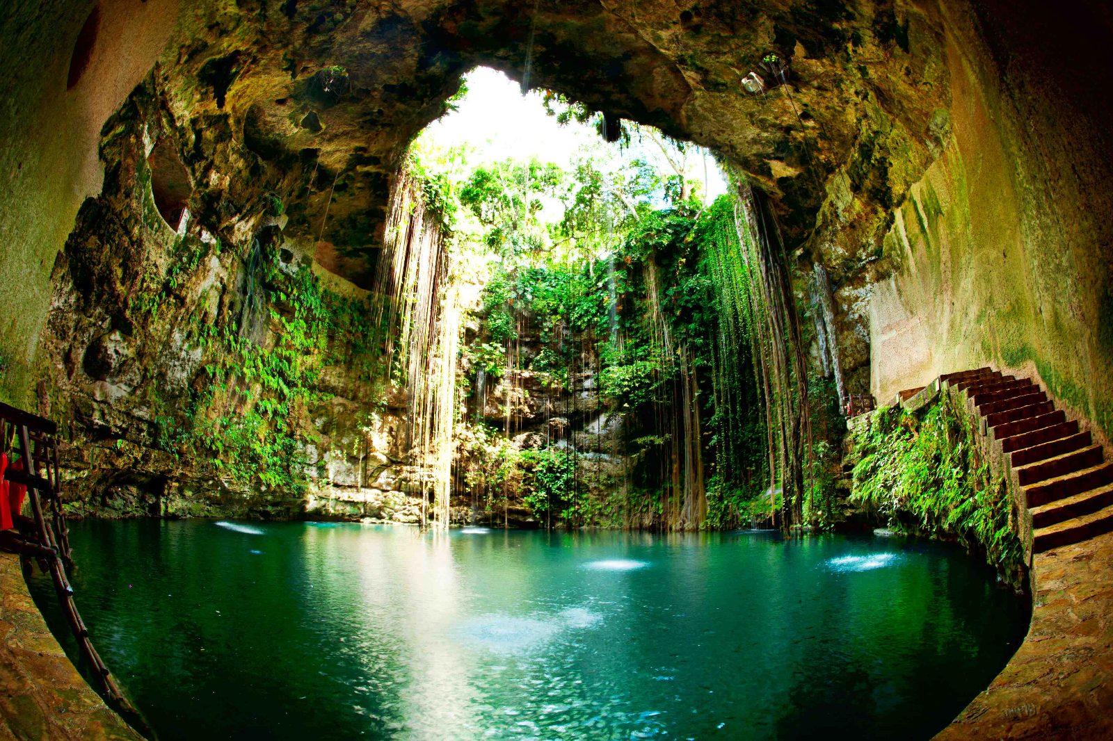 Cenote Ik Kil