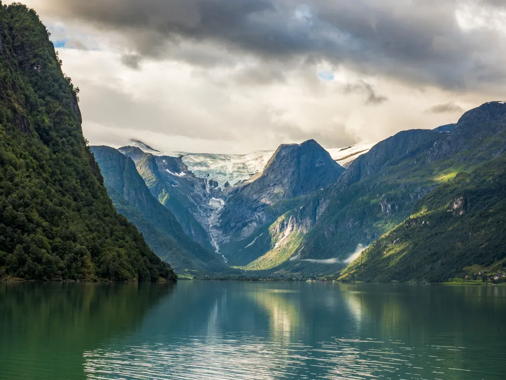 Oldevatnet Lake