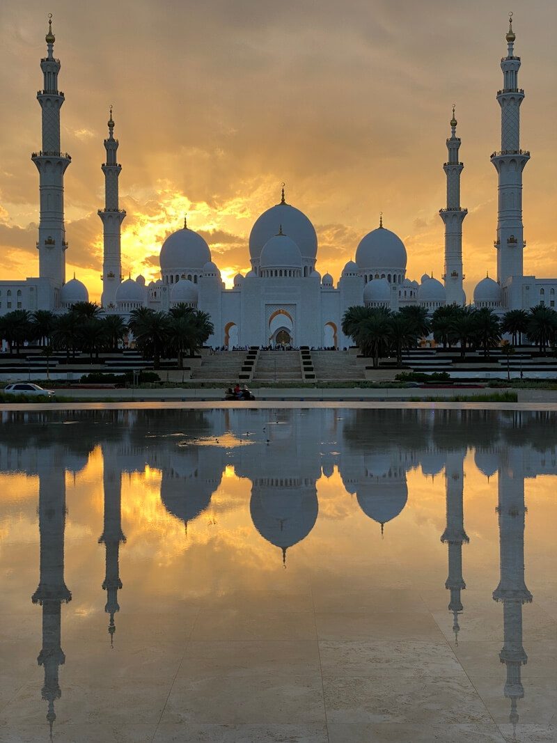 Guida agli orari della Grande Moschea di Abu Dhabi