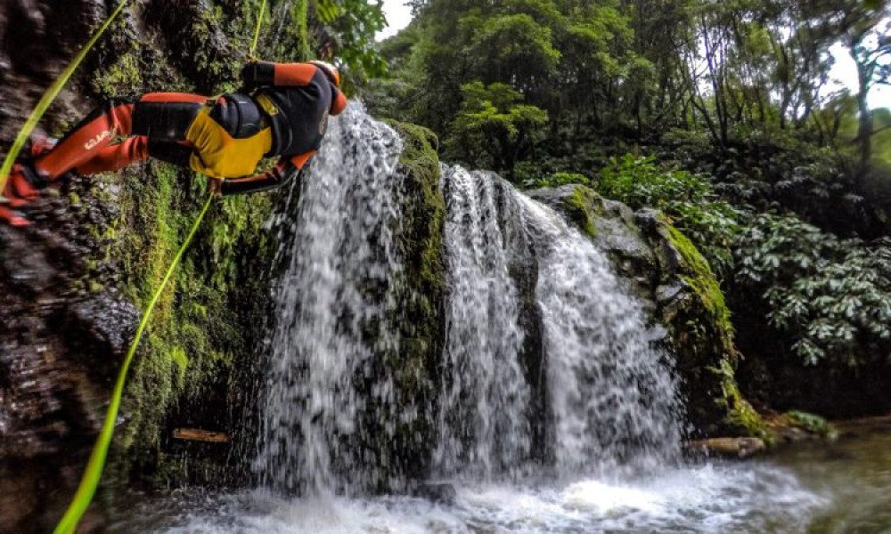 Canyoning Ribeira Dos Caldeirões