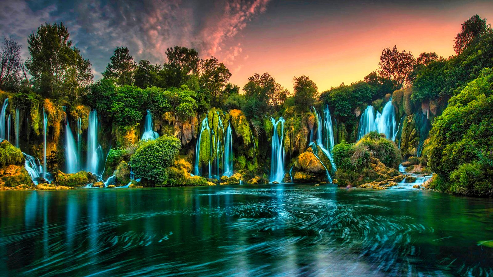 Kravica Waterfalls