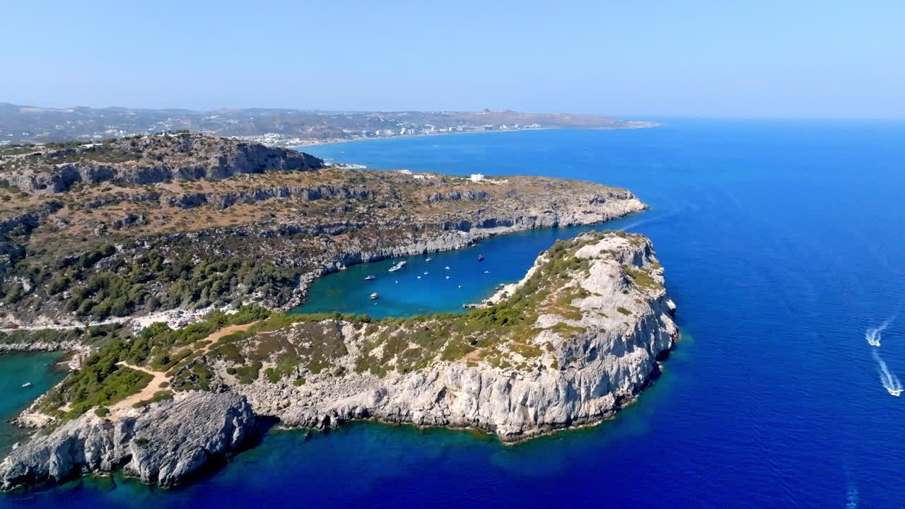 Anthony Quinn Bay Boat Trip Overview