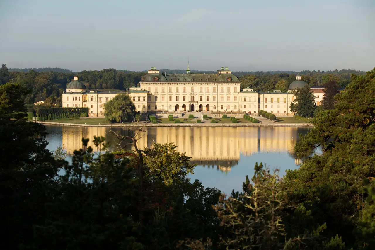 Scenic Boat to Drottningholm Palace Experience